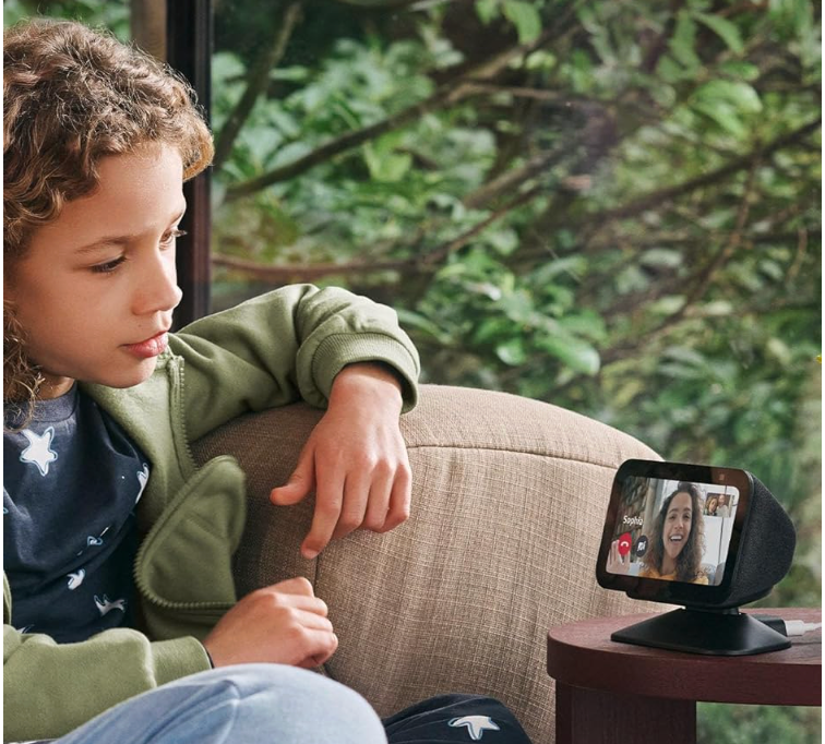 Like-New Amazon Echo Show 5 (newest model), Smart display with 2x the bass and clearer sound,