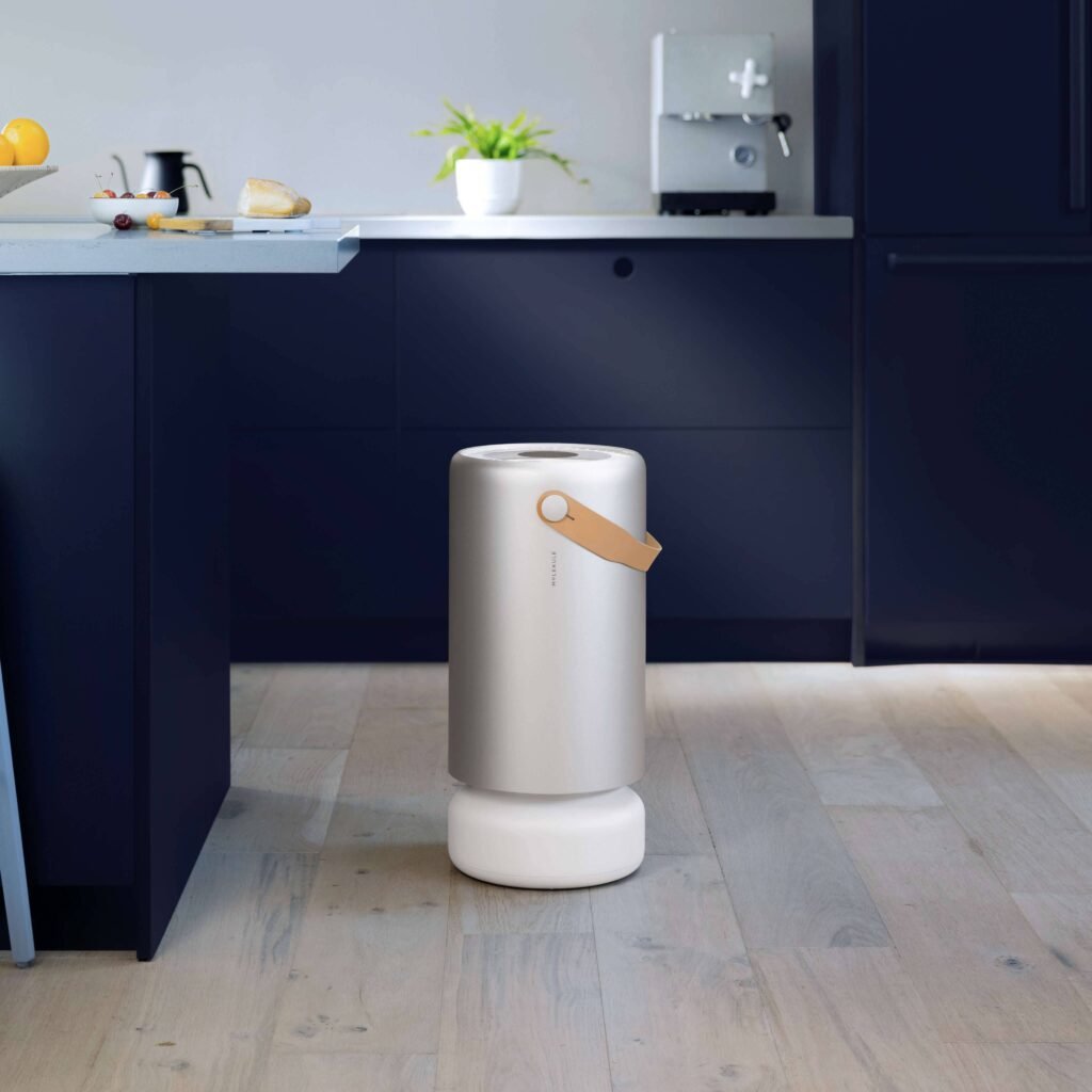 Smart Air Purifier FDA-Cleared Molekule Air Pro Transforms Your Home Air